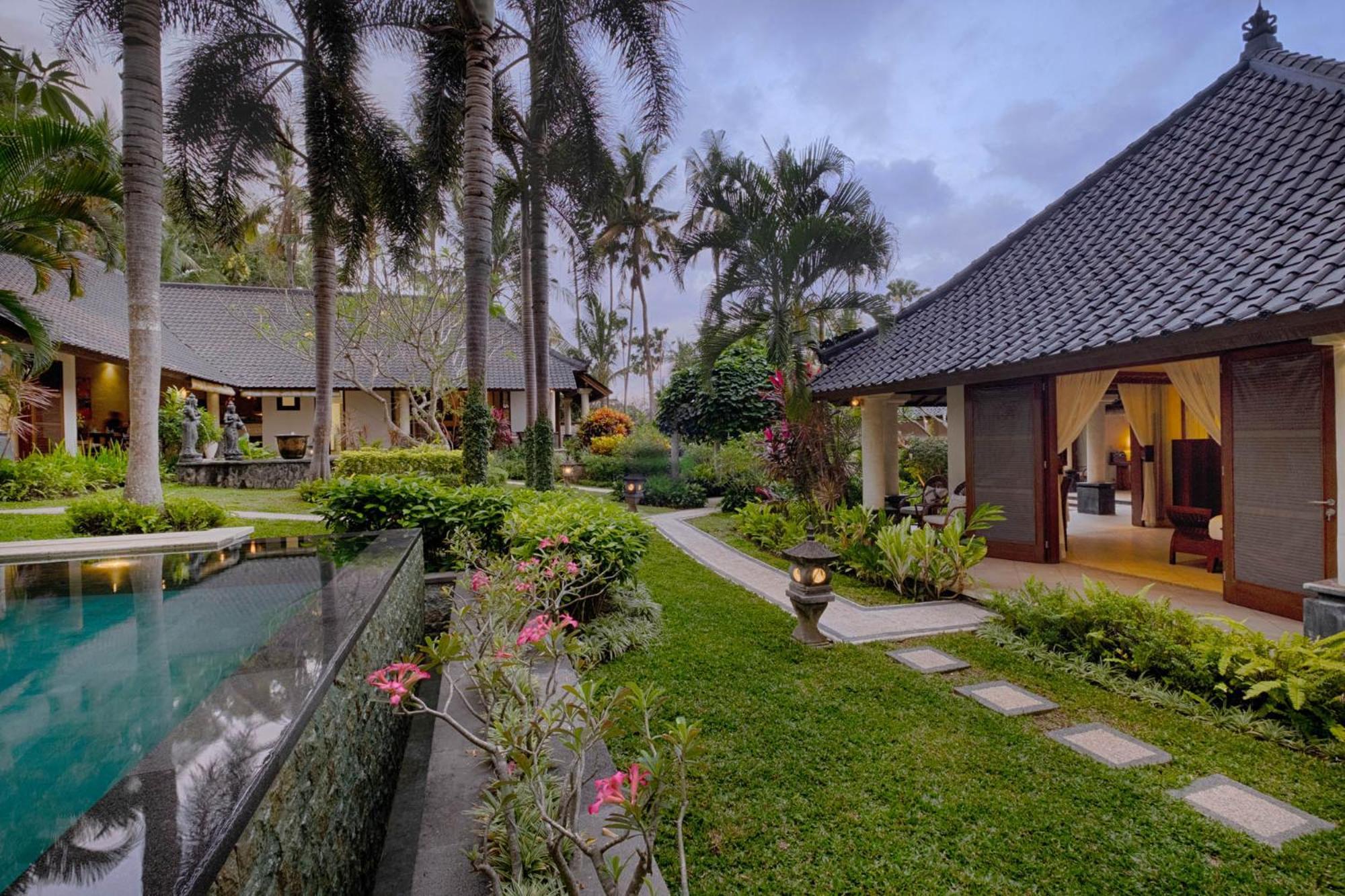 Kutus Kutus Saba Beach Villa Yogyakarta Exterior photo