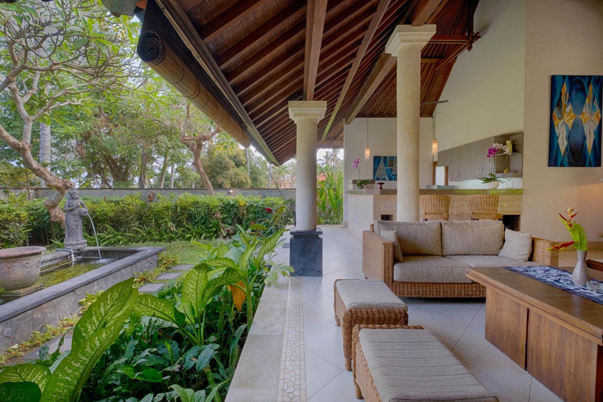 Kutus Kutus Saba Beach Villa Yogyakarta Exterior photo