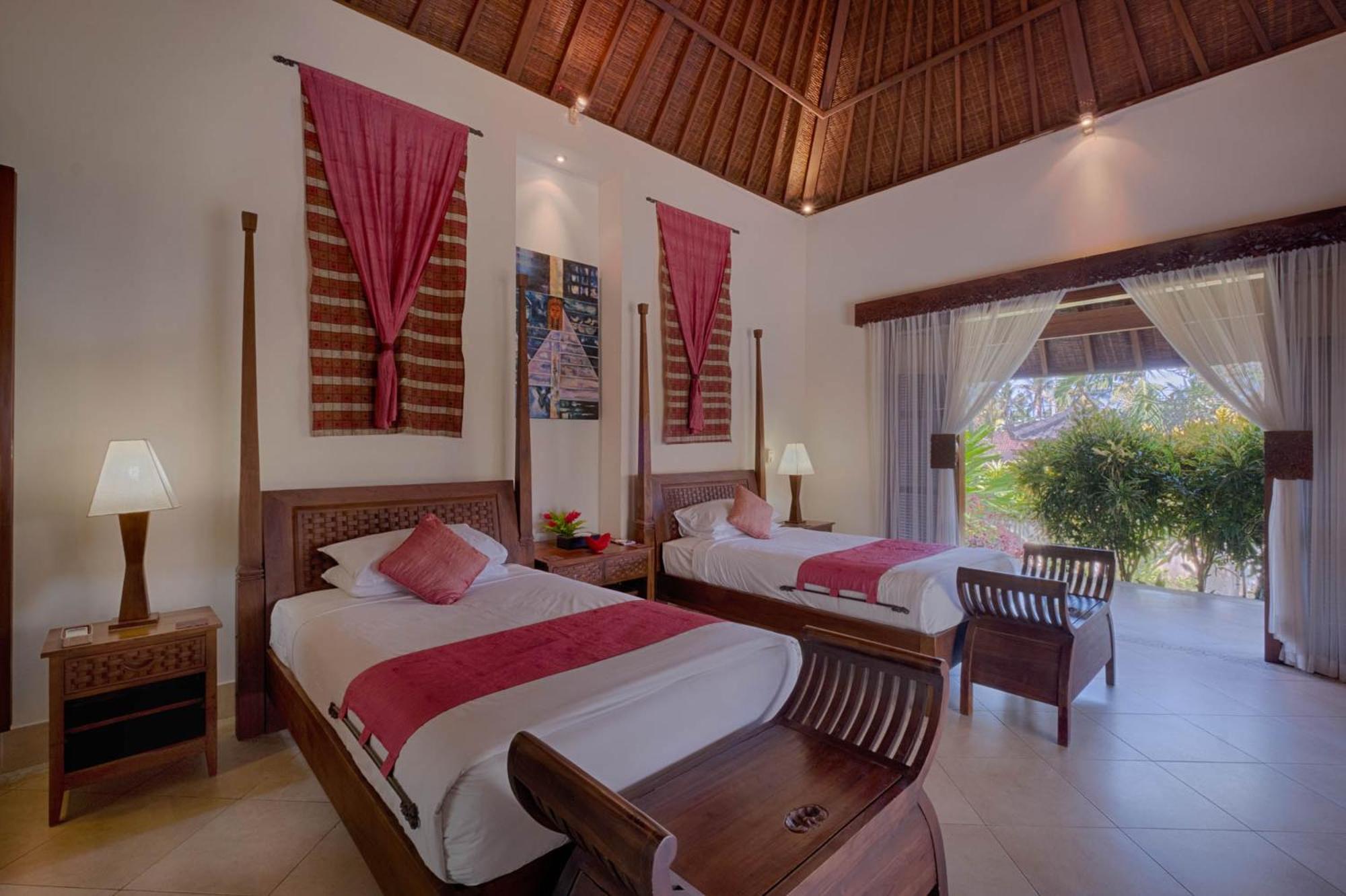 Kutus Kutus Saba Beach Villa Yogyakarta Exterior photo